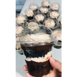 Double chocolate cake cups